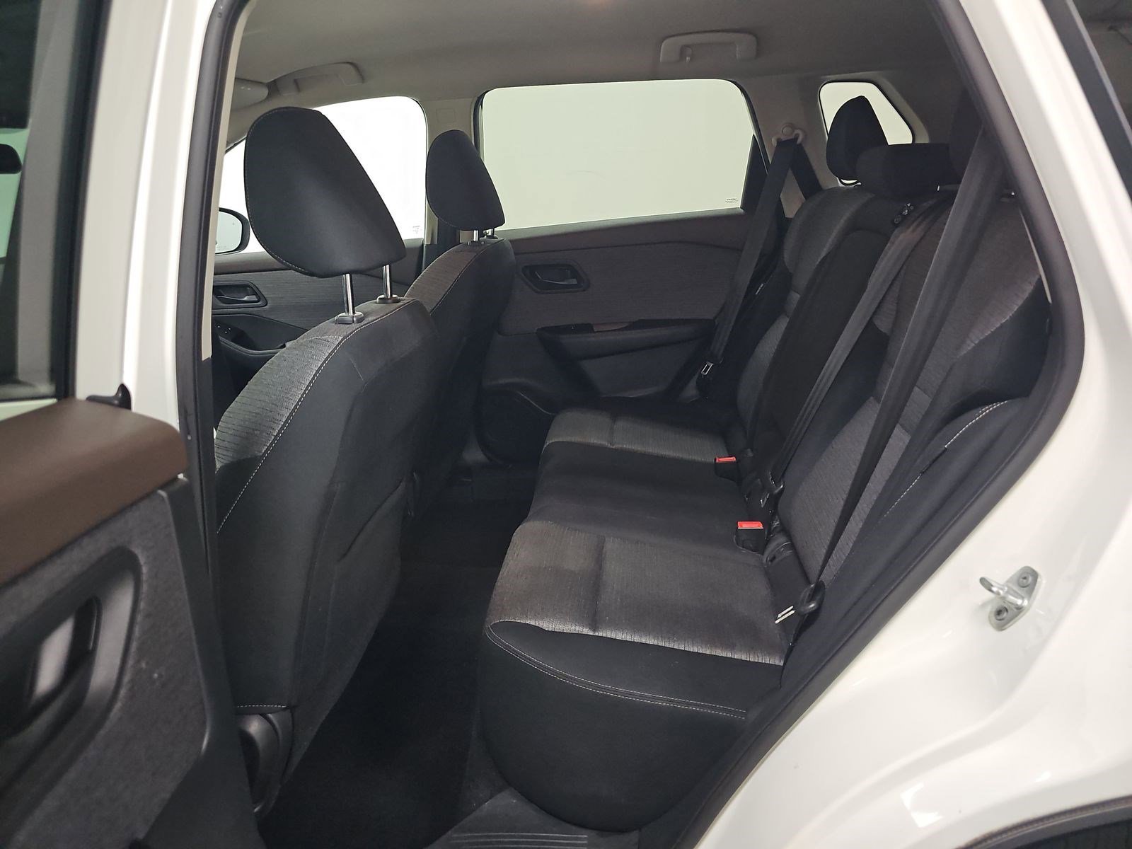 2021 Nissan Rogue S photo 12