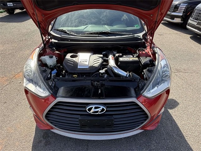 2016 Hyundai Veloster Turbo photo 12
