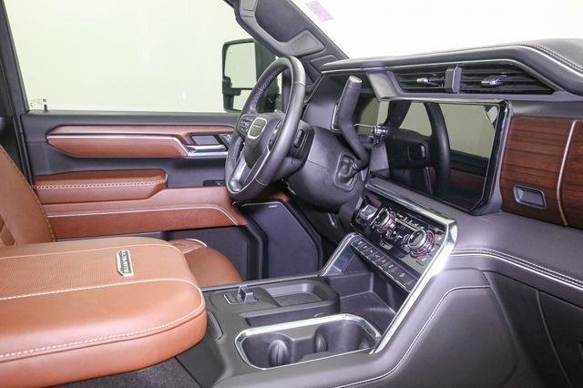 2024 Gmc Sierra 2500 HD Denali Ultimate photo 19