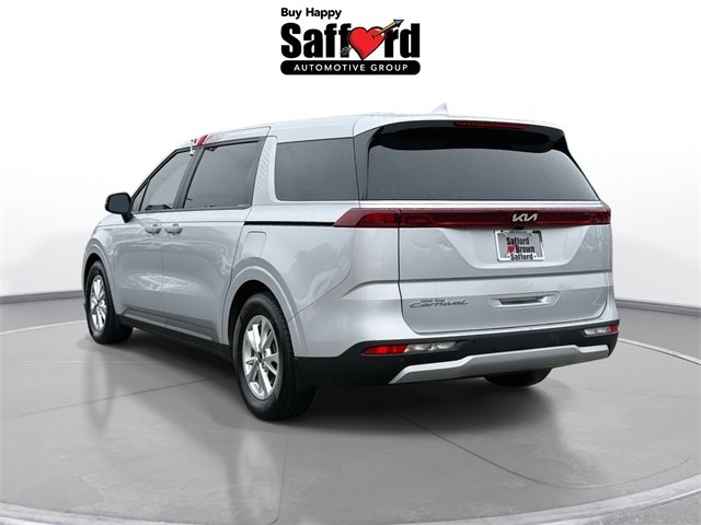 2022 Kia Carnival LX photo 5