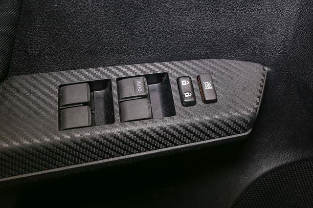 2014 Toyota RAV4 XLE photo 27