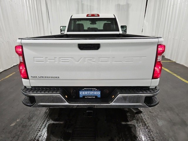 2025 Chevrolet Silverado 2500HD photo 3