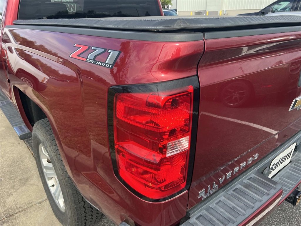 2018 Chevrolet Silverado 1500 LT photo 16
