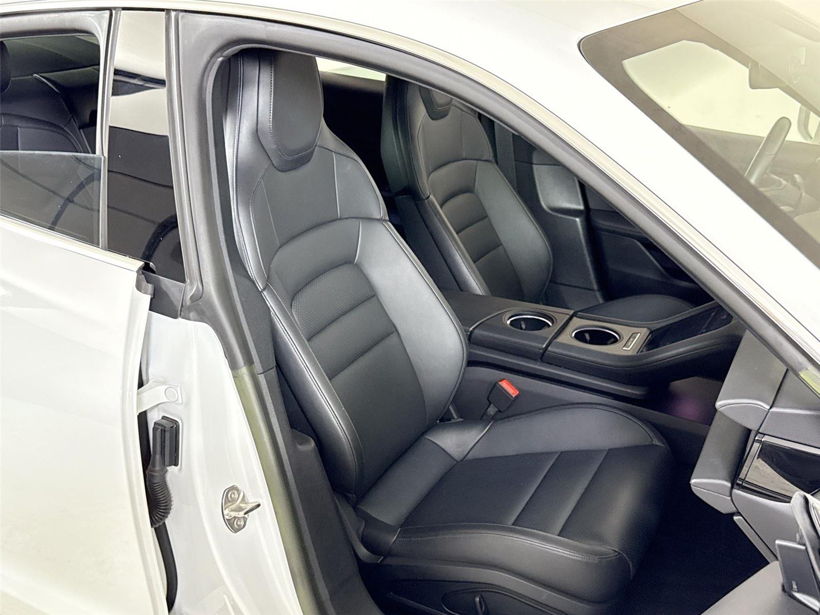 2023 Porsche Taycan 4S photo 26