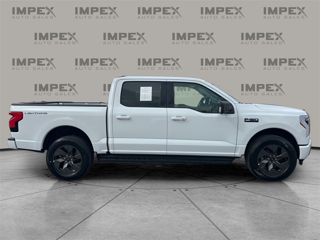 2024 Ford F-150 Lightning photo 5