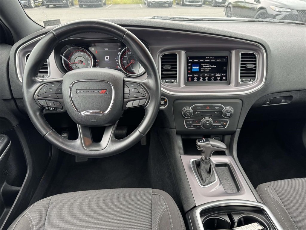 2019 Dodge Charger SXT photo 16