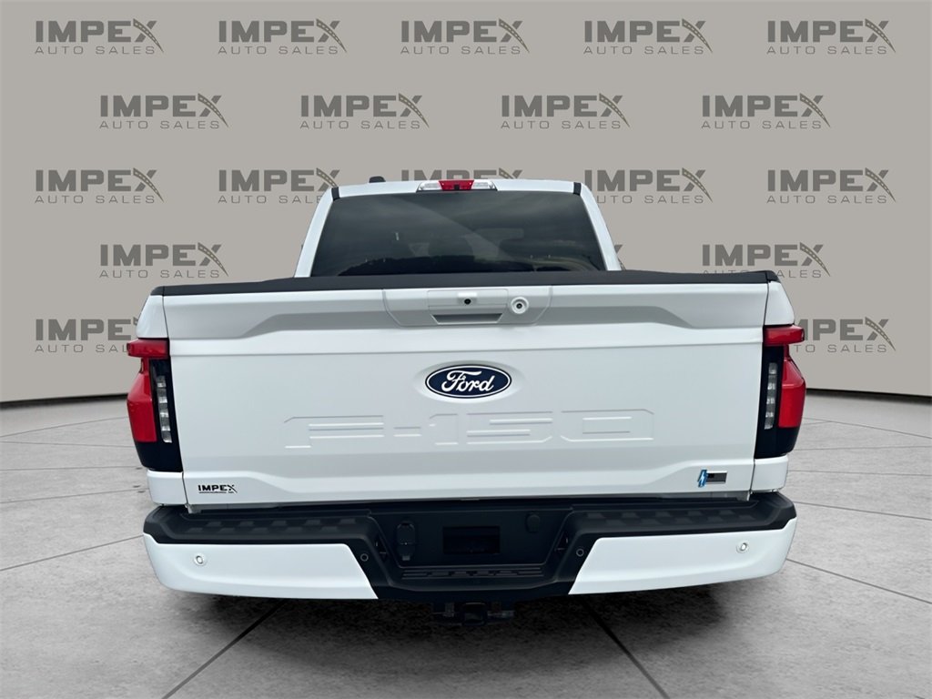 2024 Ford F-150 Lightning photo 3