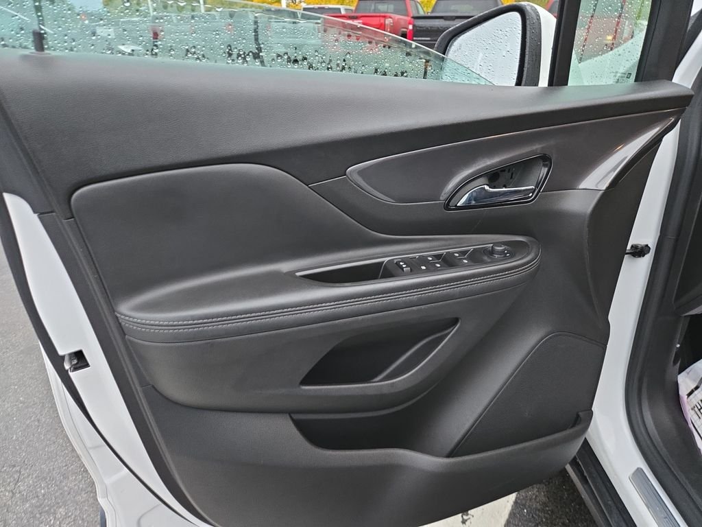 2022 Buick Encore Preferred photo 11