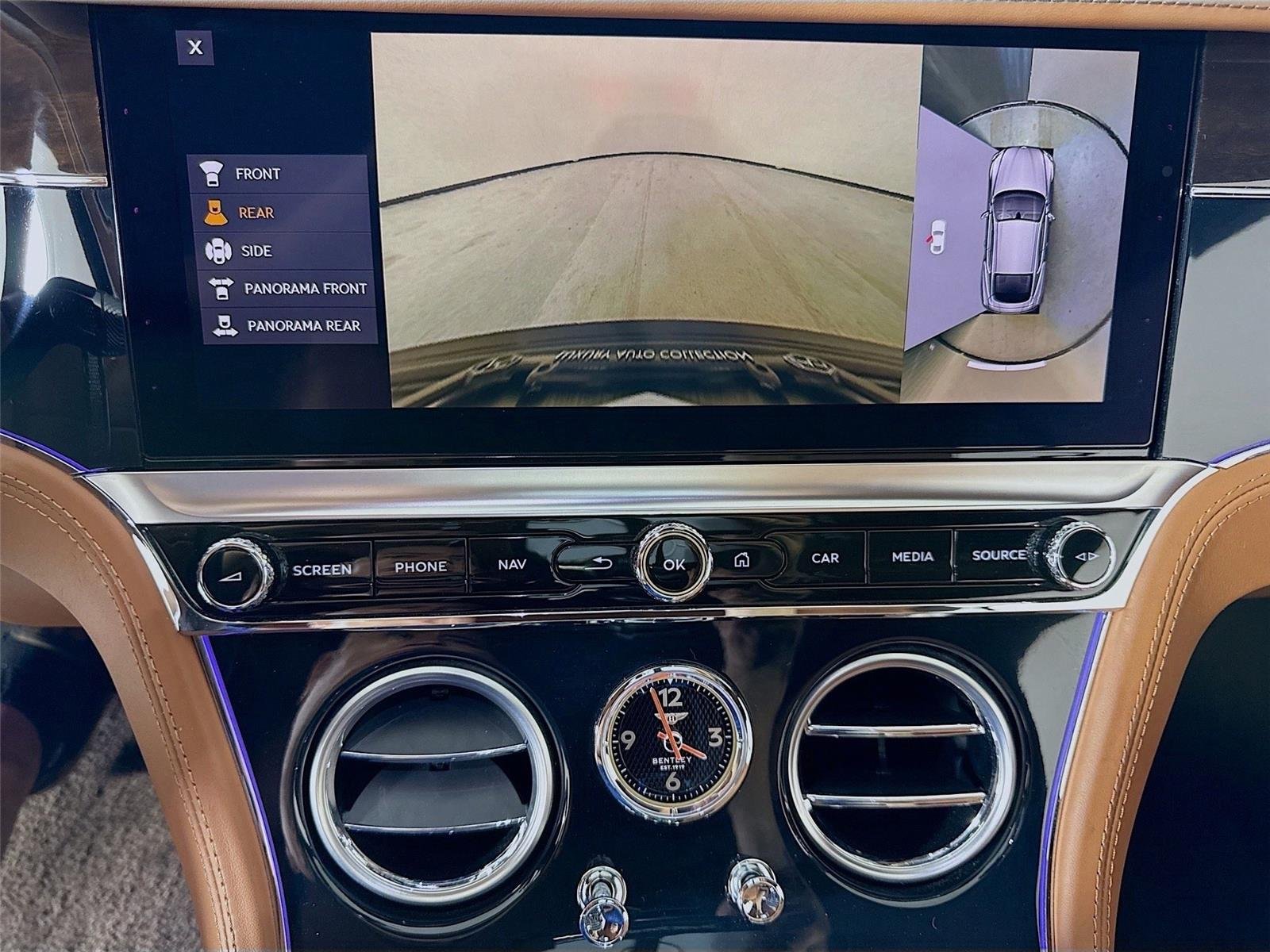 2022 Bentley Continental GT V8 photo 16