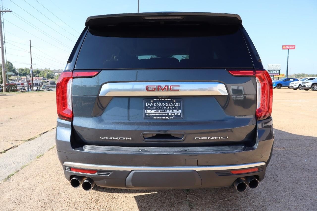 2021 Gmc Yukon Denali photo 3
