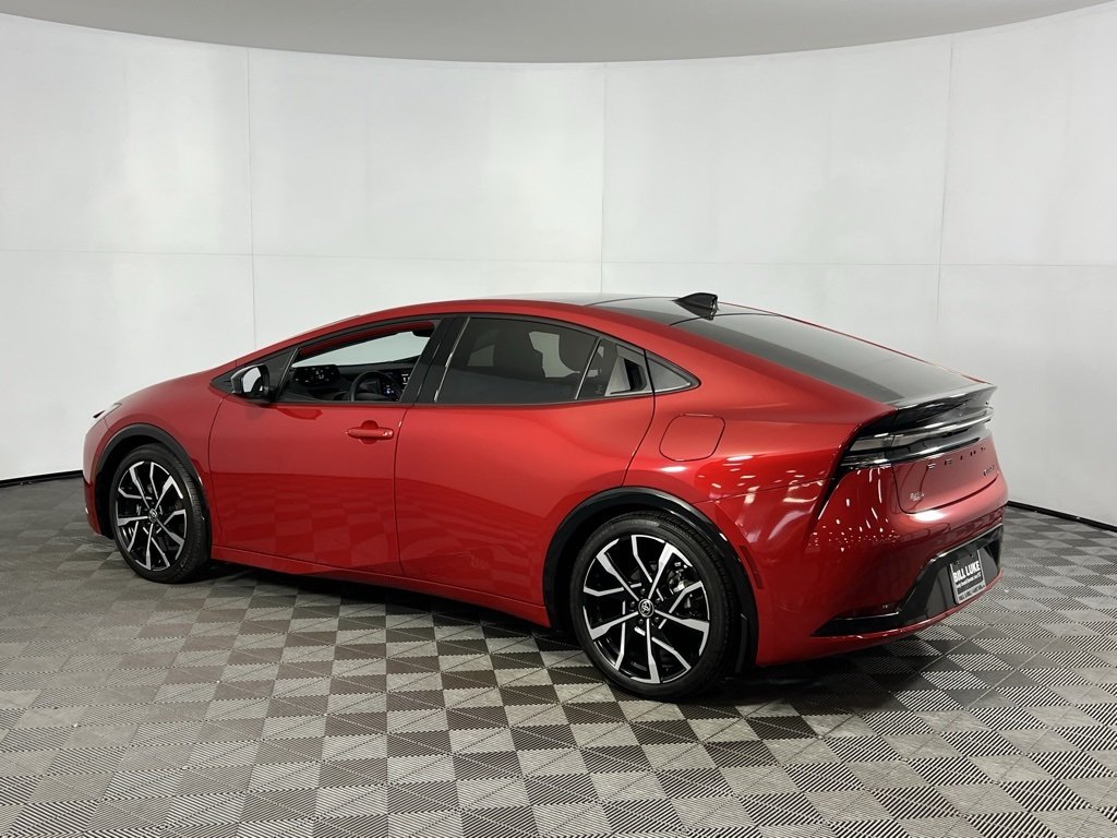 2024 Toyota Prius Prime XSE Premium photo 4