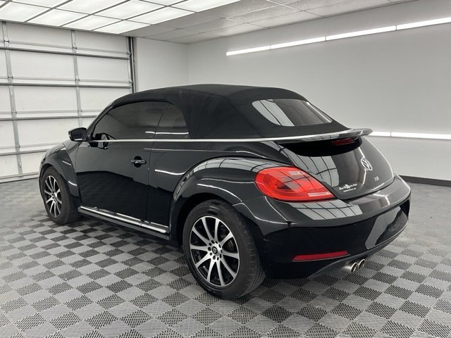 2014 Volkswagen Beetle TDI photo 18