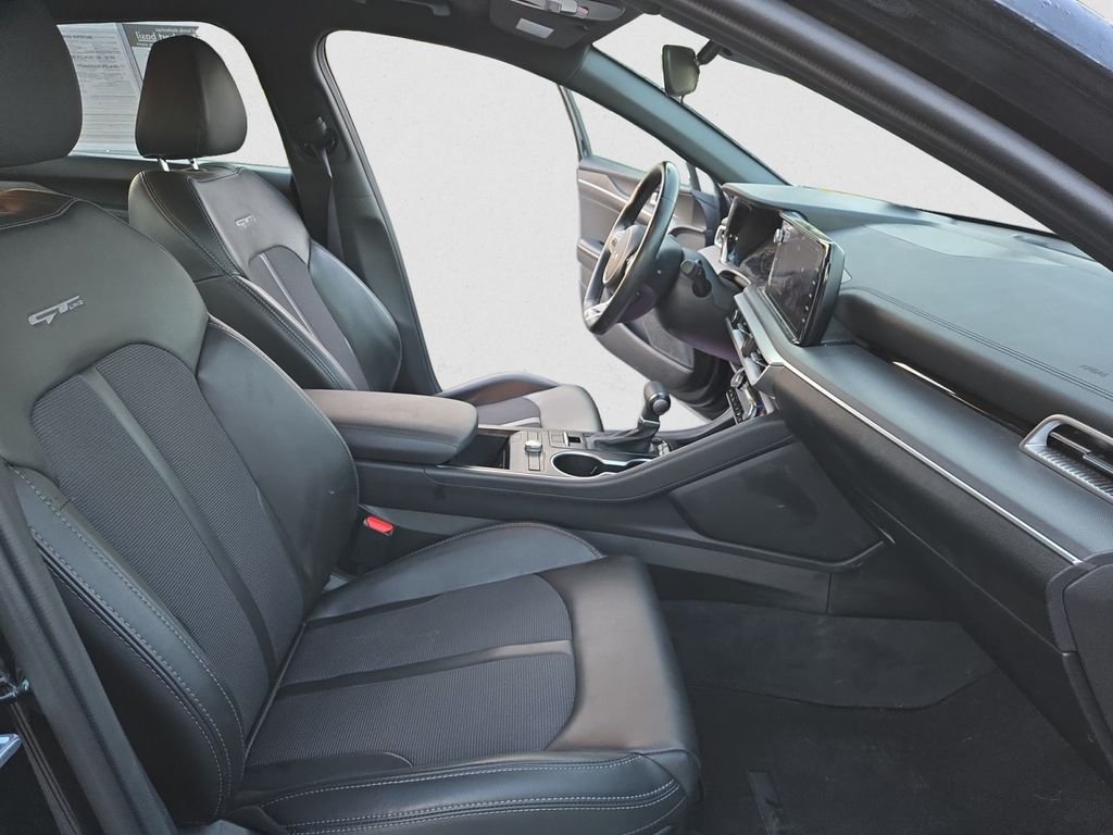 2022 Kia K5 GT-Line photo 17