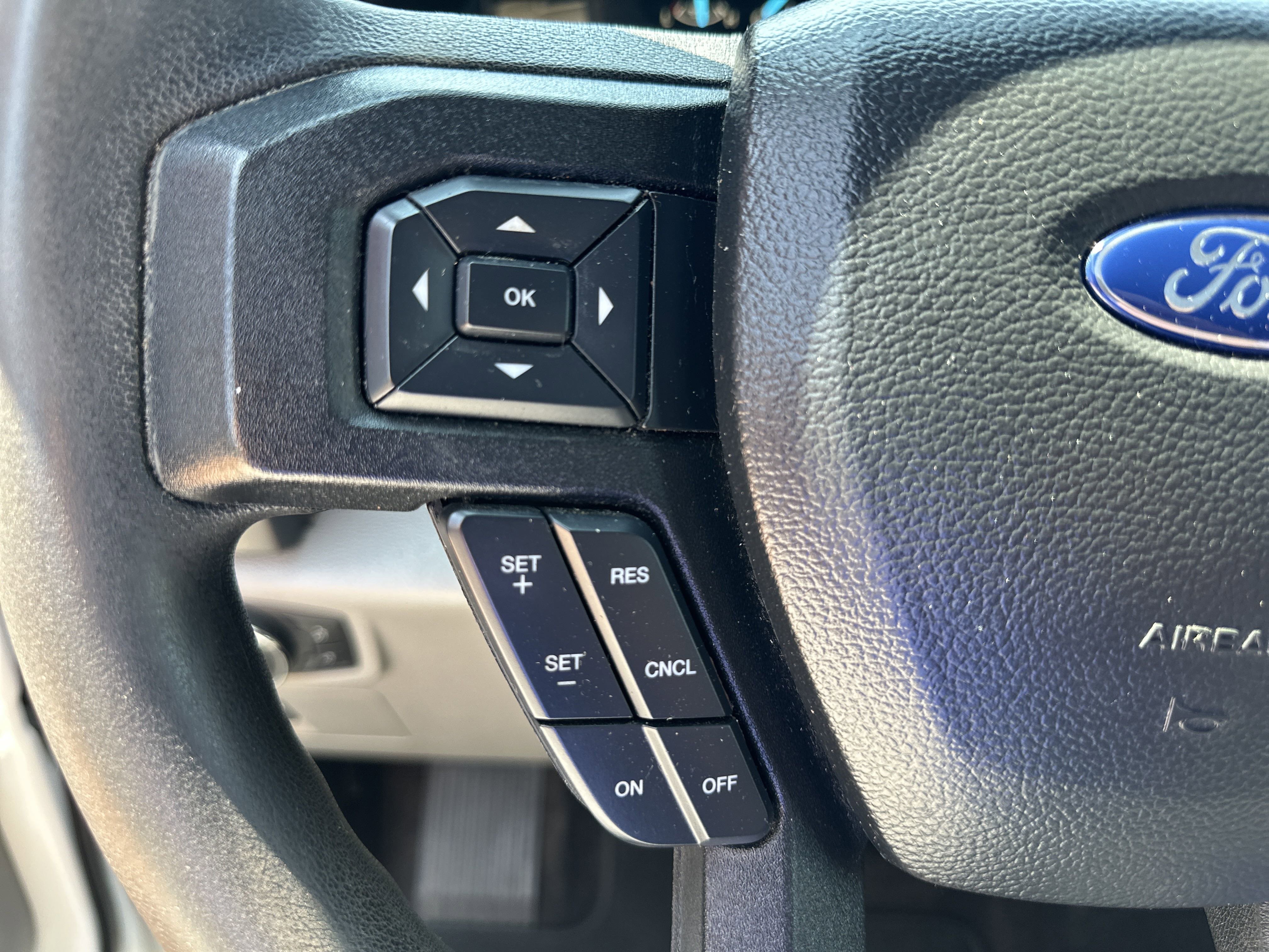 2019 Ford F-150 XLT photo 4