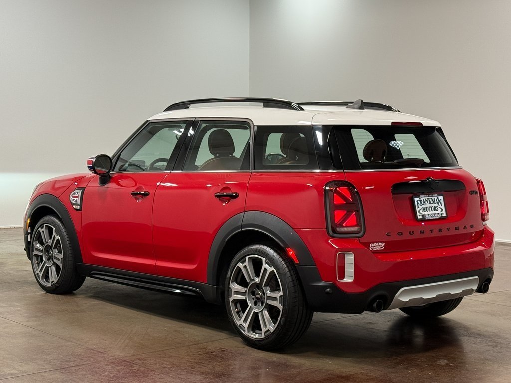 2023 Mini Cooper S Iconic photo 3