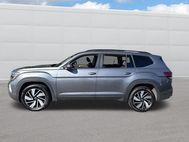 2025 Volkswagen Atlas SE Technology photo 2