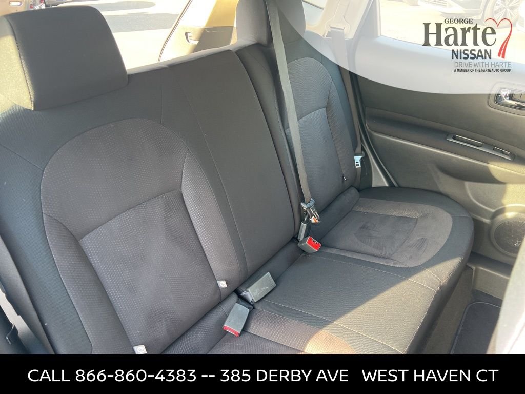 2013 Nissan Rogue S photo 16