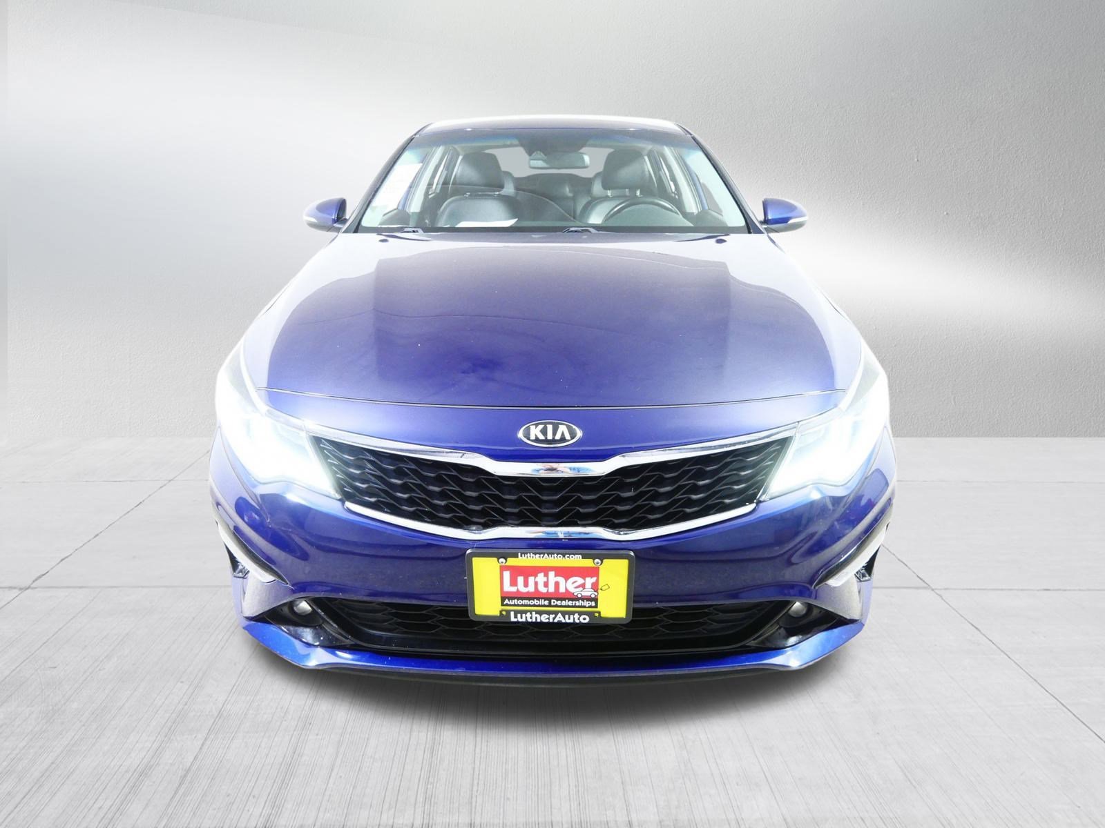 2020 Kia Optima S photo 2