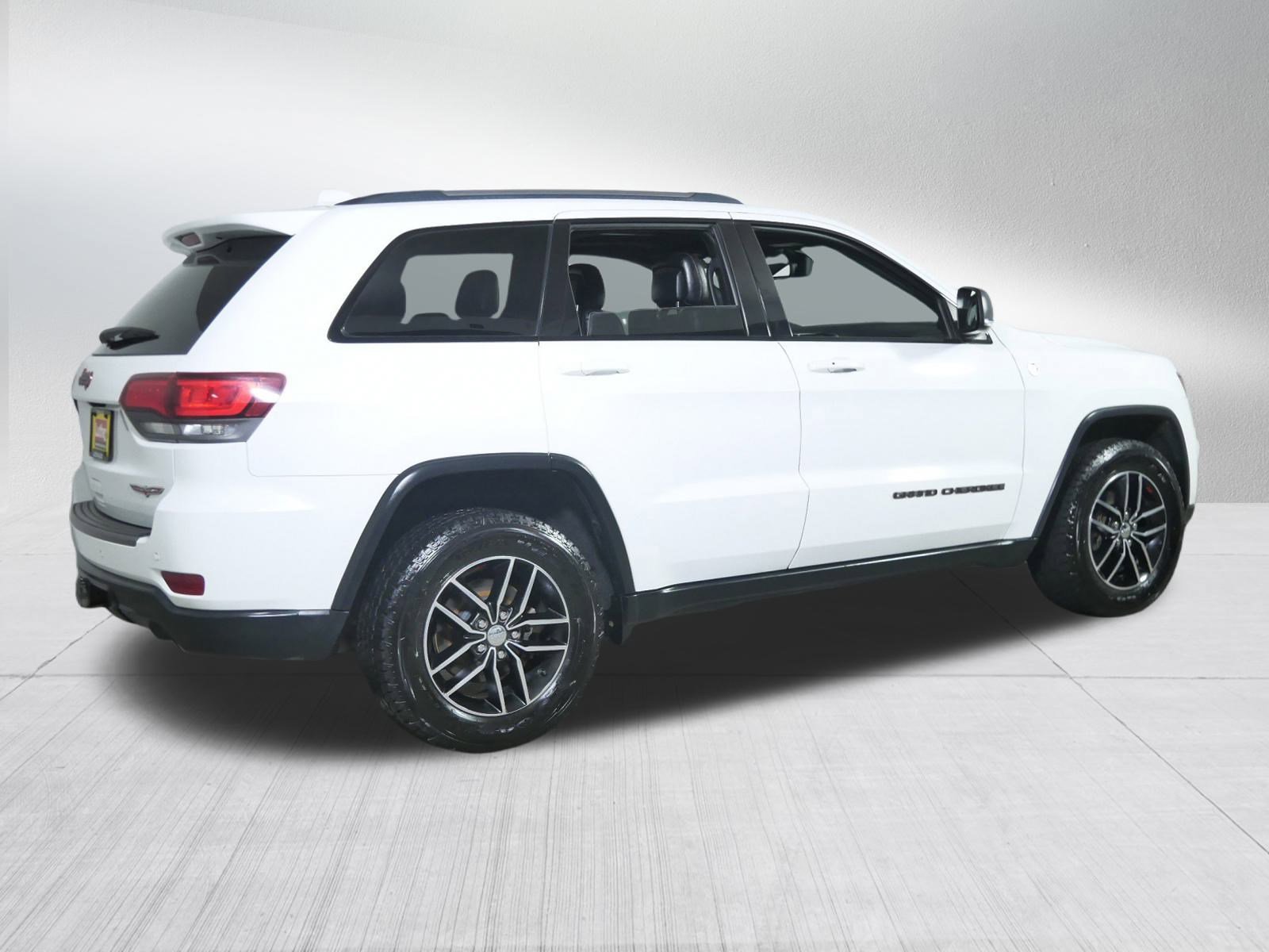 2017 Jeep Grand Cherokee Trailhawk photo 7