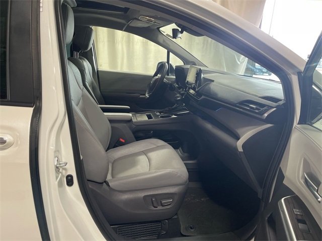 2021 Toyota Sienna Limited photo 26