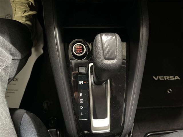 2023 Nissan Versa 1.6 SV photo 19