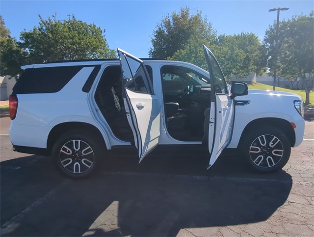 2023 Gmc Yukon AT4 photo 8