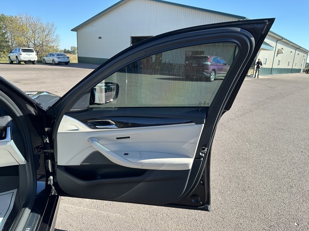 2019 Bmw M550i xDrive Sedan photo 22