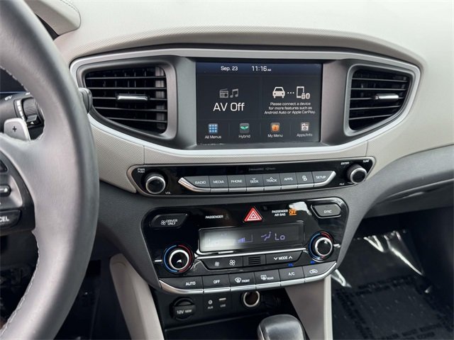 2019 Hyundai Ioniq Limited photo 3