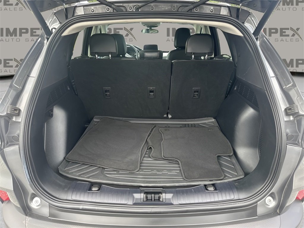 2022 Ford Escape SEL photo 27