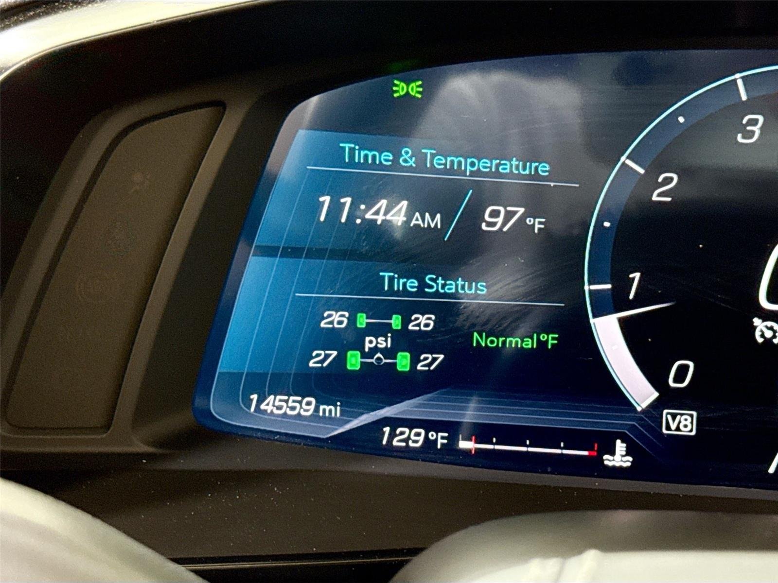 2025 Chevrolet Corvette 2LT photo 15