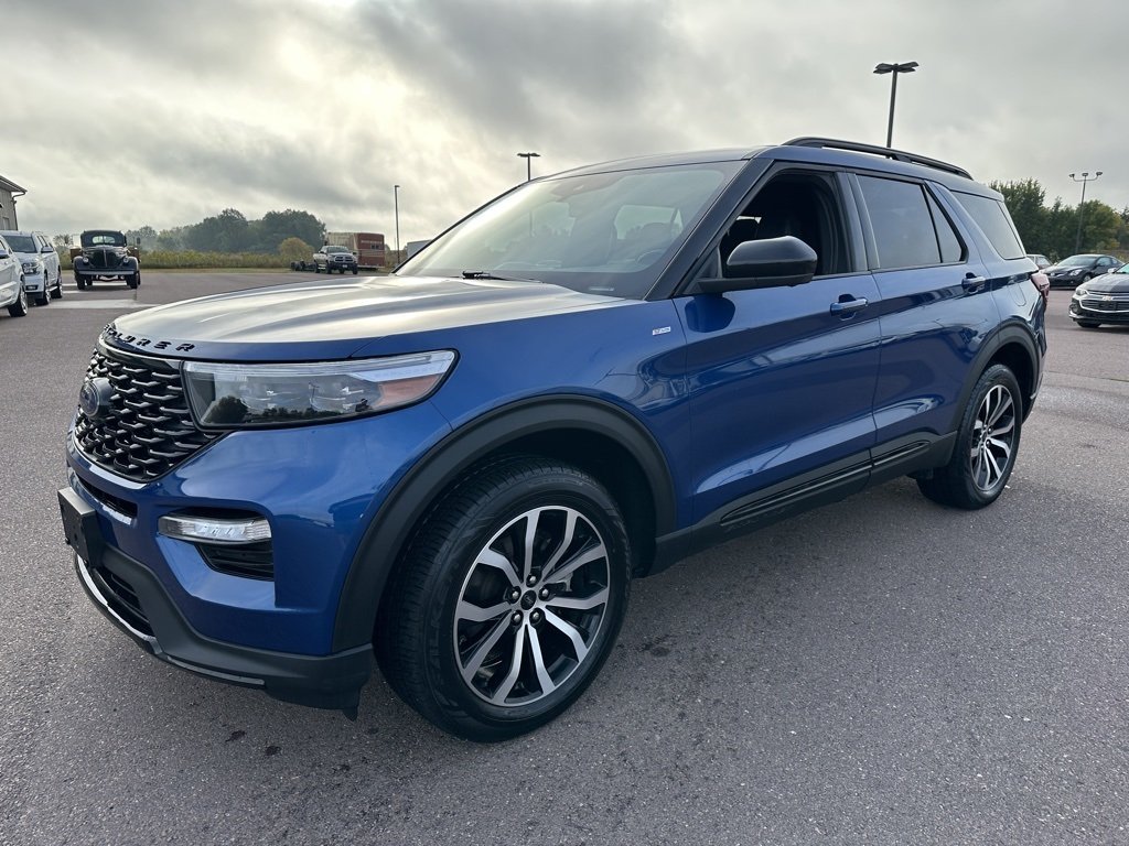 2022 Ford Explorer ST-Line photo 3