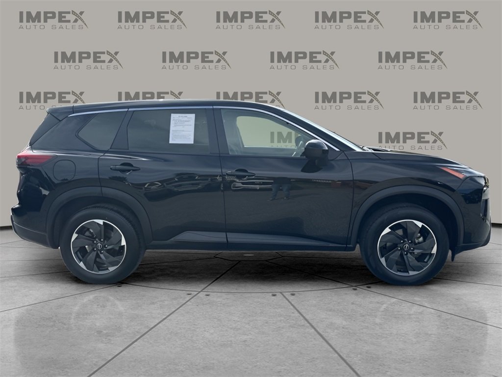 2024 Nissan Rogue SV photo 6