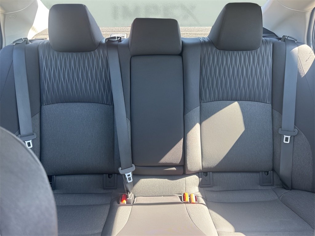 2025 Toyota Camry LE photo 10