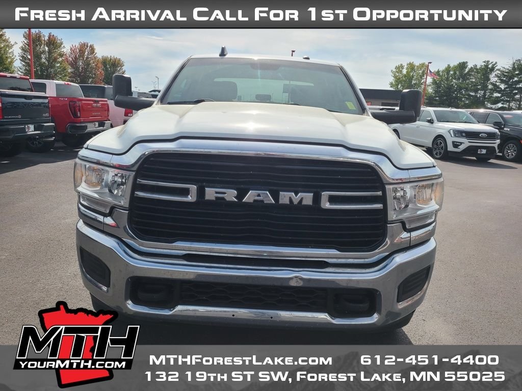 2019 Ram 3500 Big Horn photo 3