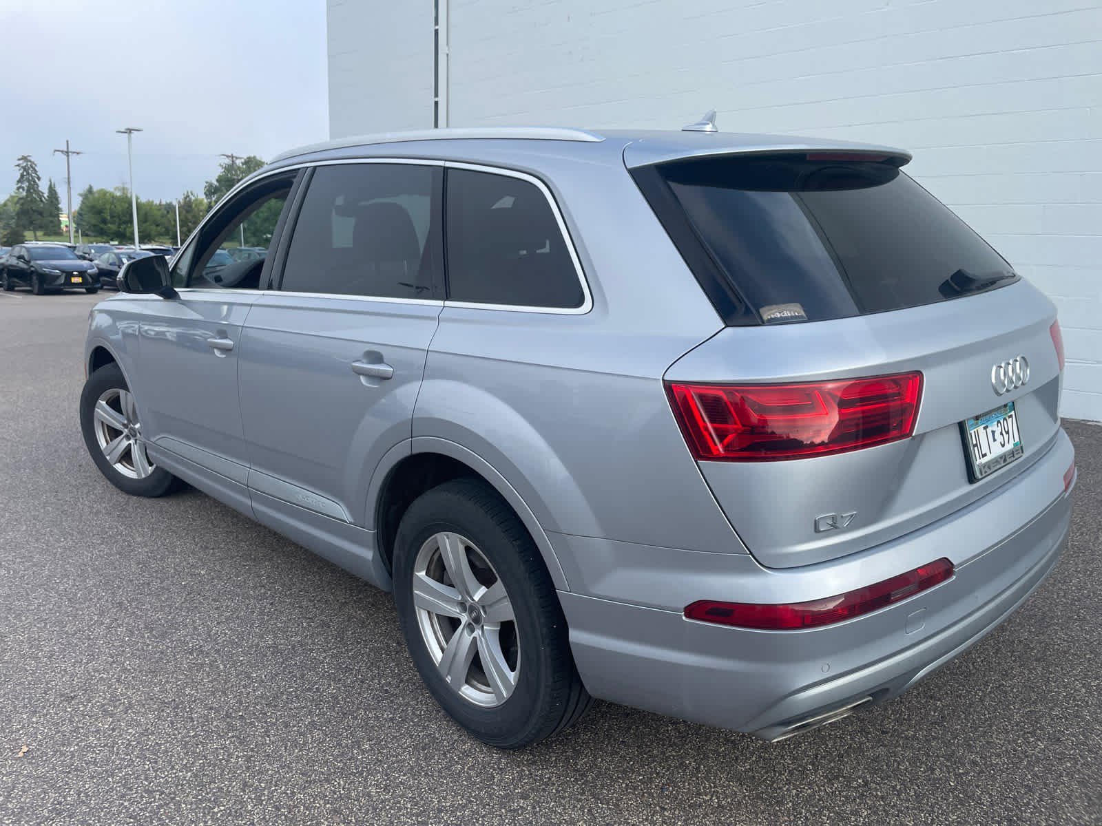 2019 Audi Q7 Premium photo 2