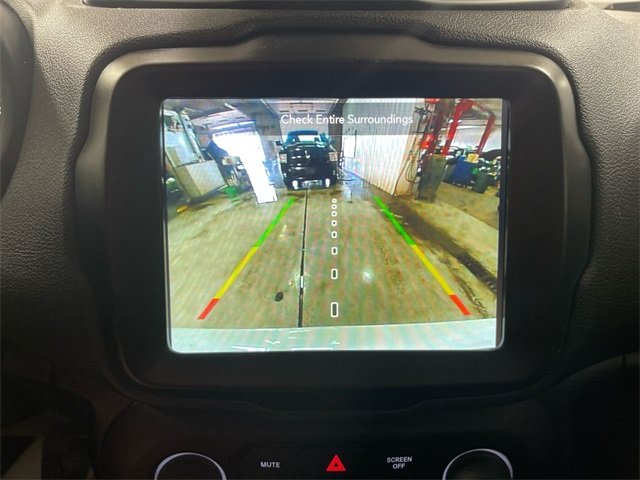 2023 Jeep Renegade Latitude Upland photo 12