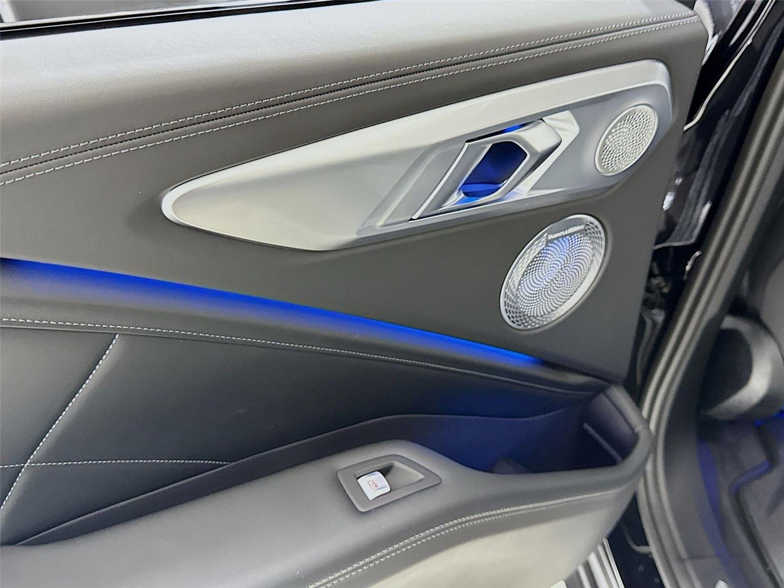 2025 Bmw XM photo 19