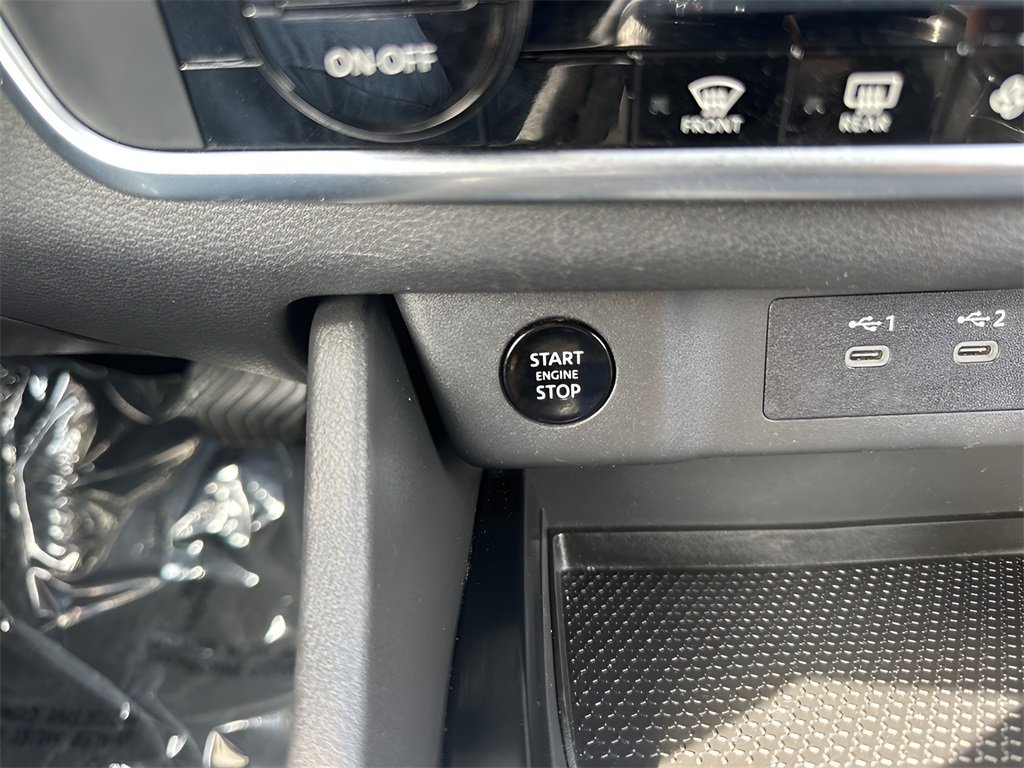 2024 Nissan Rogue SV photo 19