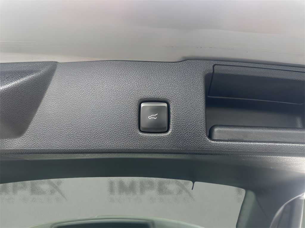 2022 Ford Escape SEL photo 28