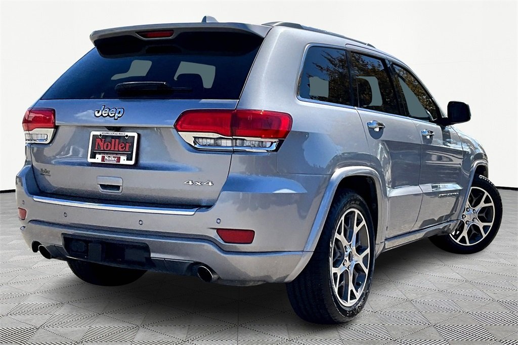 2020 Jeep Grand Cherokee Overland photo 2