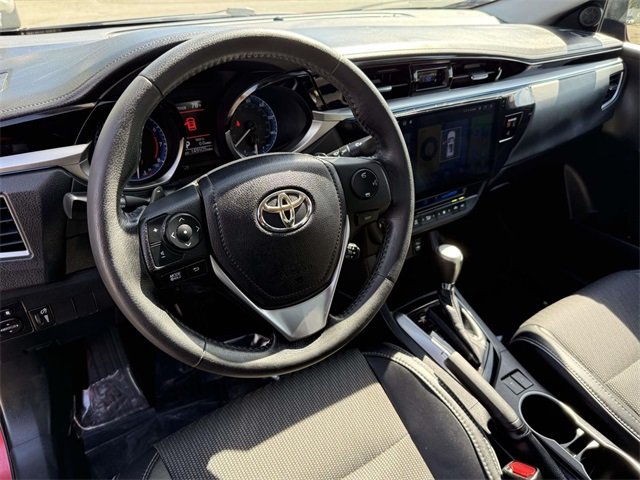 2014 Toyota Corolla Plus photo 2