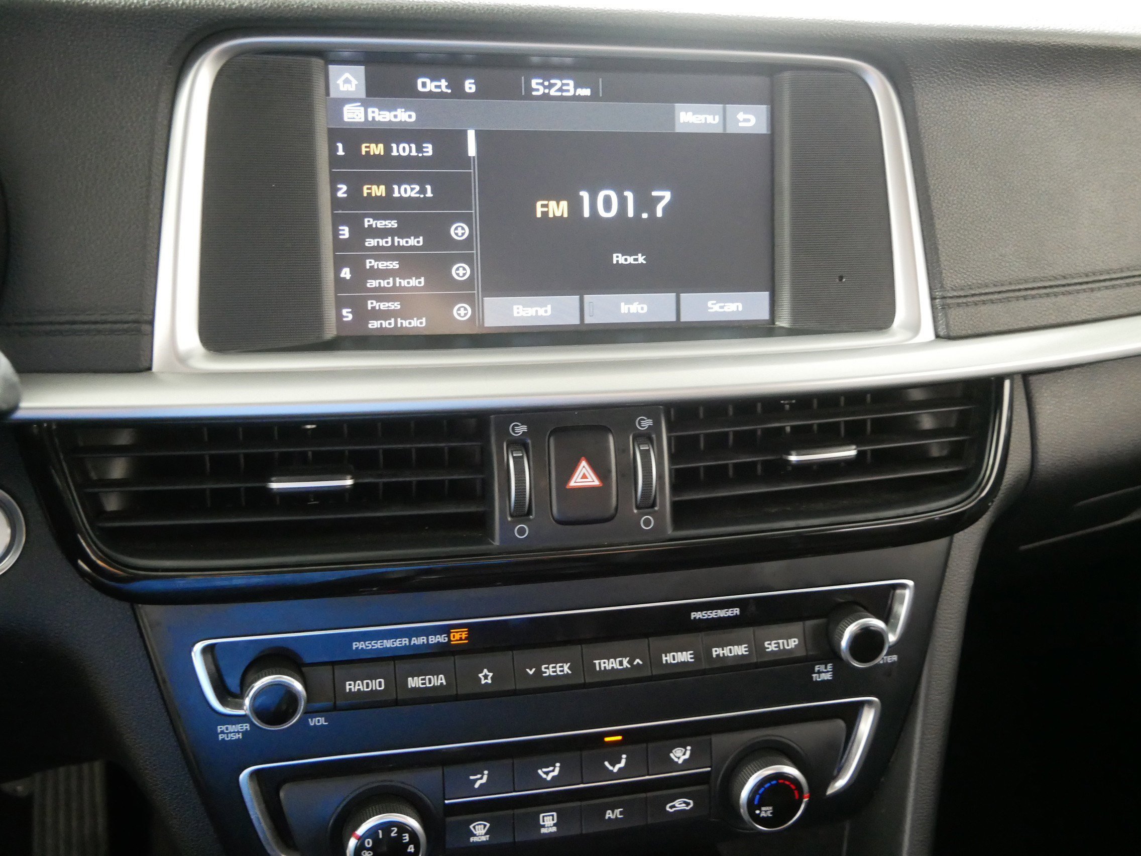 2020 Kia Optima S photo 21