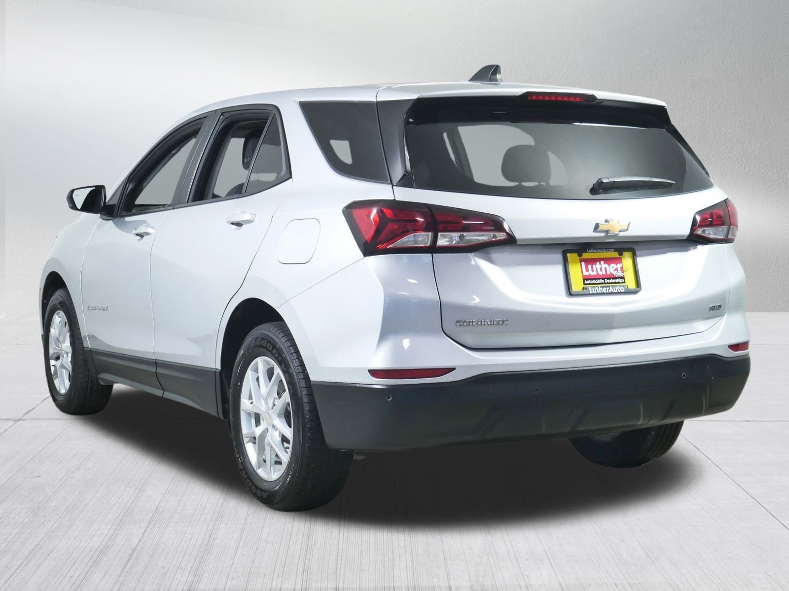 2022 Chevrolet Equinox LS photo 5
