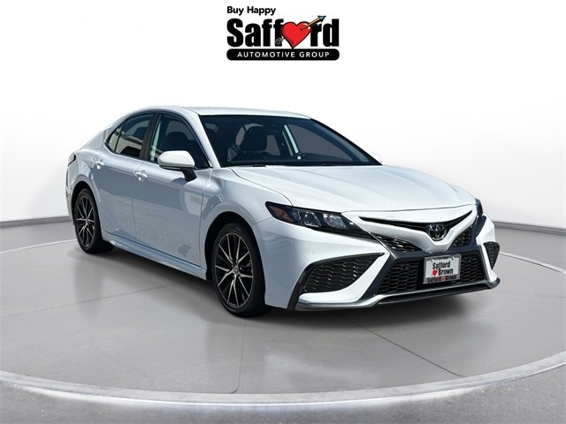 2024 Toyota Camry SE photo 9