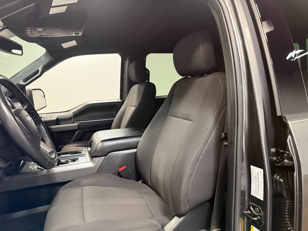 2017 Ford F-150 XLT photo 52