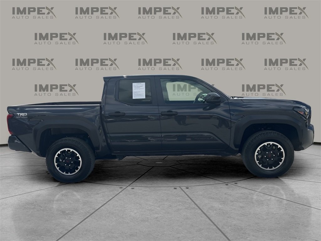 2025 Toyota Tacoma TRD Sport photo 6