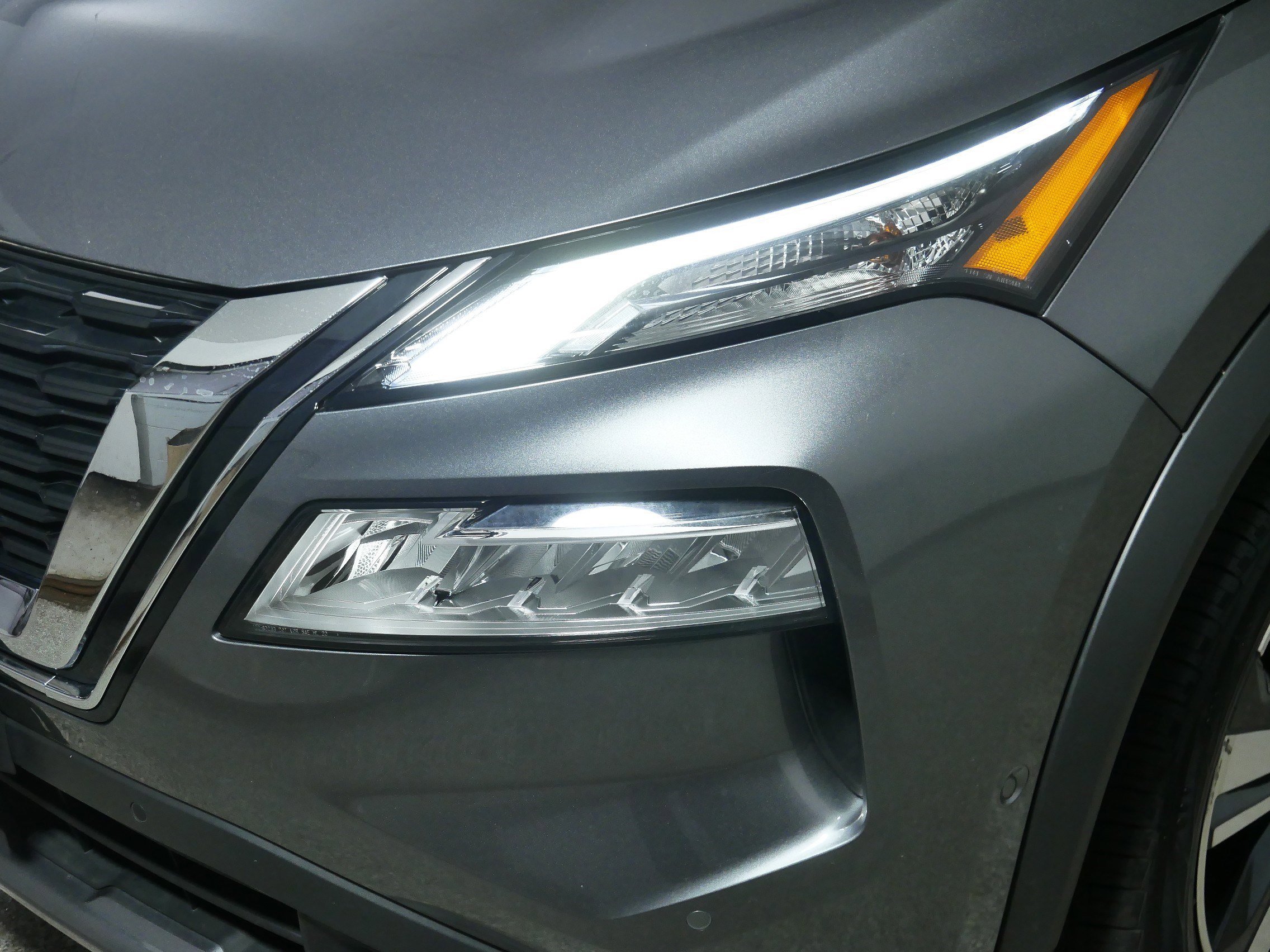 2022 Nissan Rogue SL photo 16