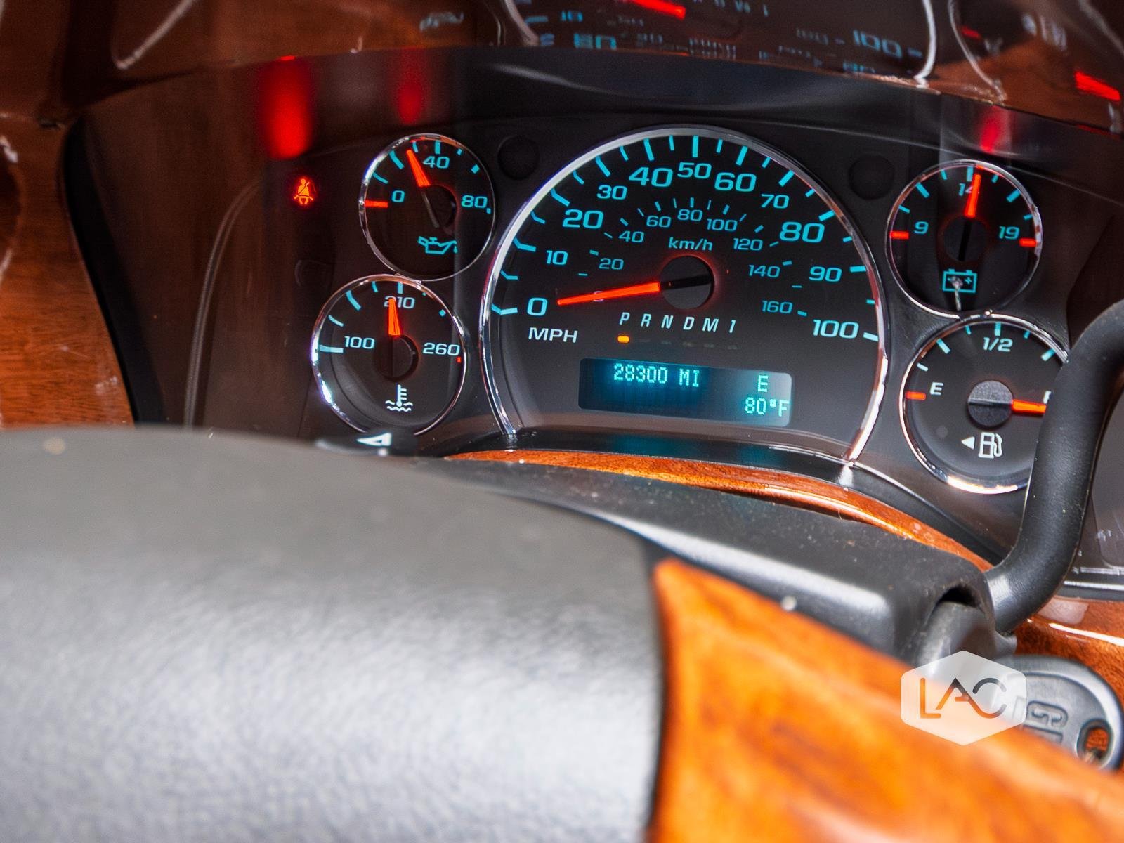 2019 Chevrolet Express photo 16