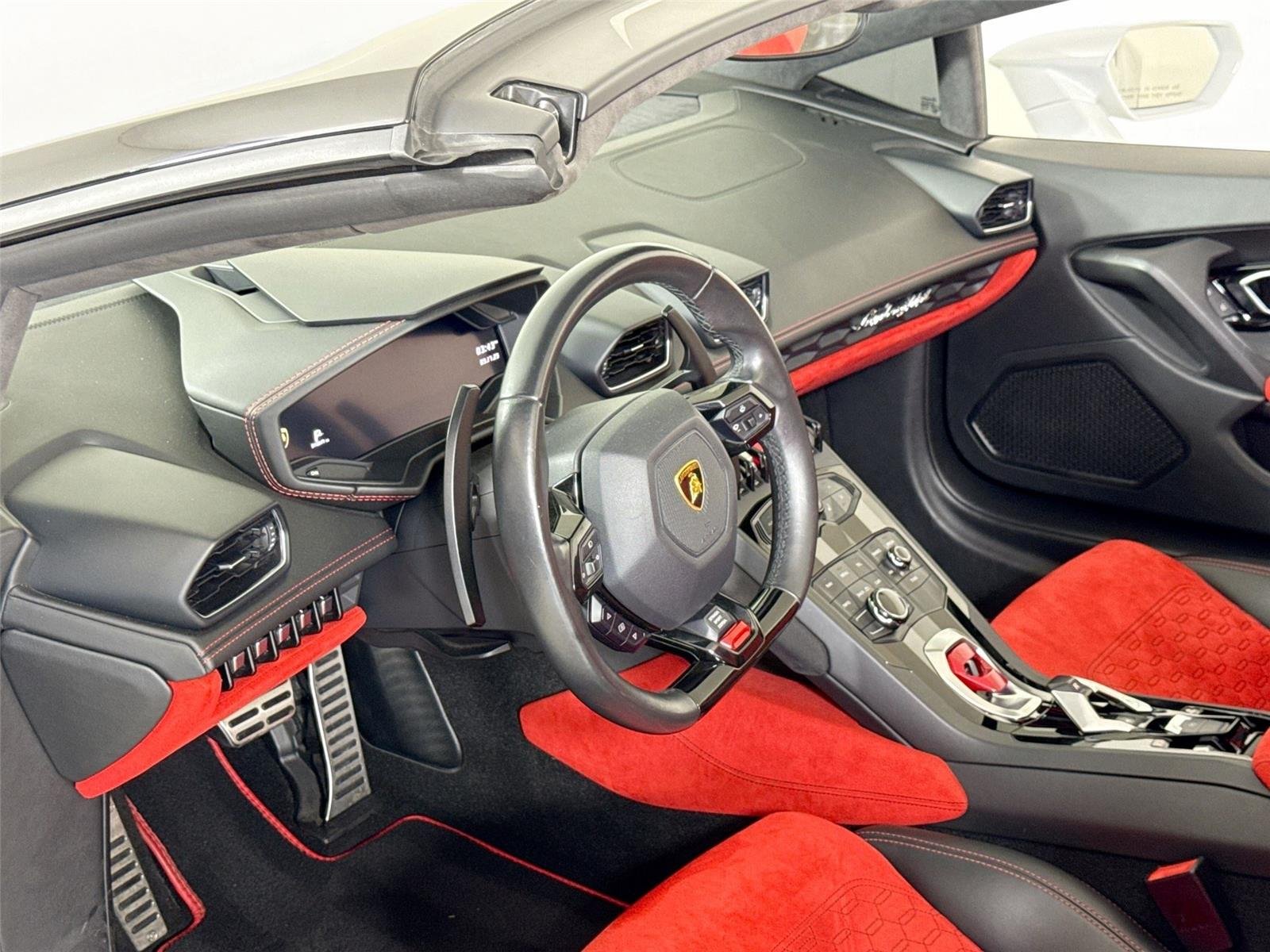 2017 Lamborghini Huracan Spyder photo 13