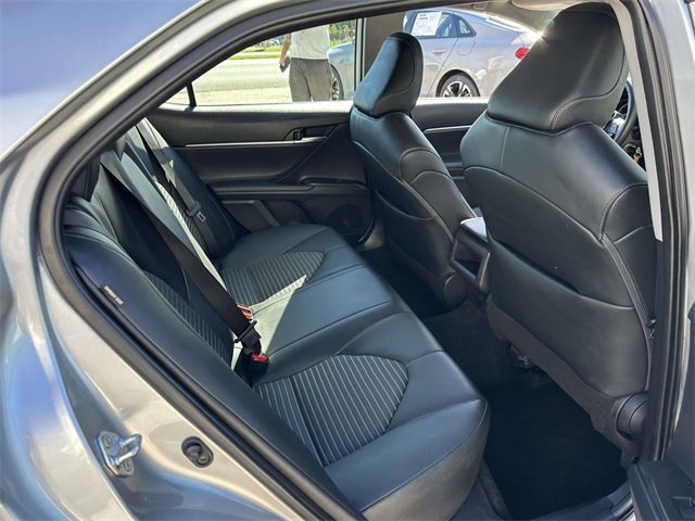 2023 Toyota Camry SE photo 14